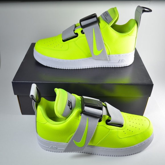 Nike Shoes | Air Force 1 Utility Volt White | Poshmark Nike Air Force 1 Utility Volt Grises | AO1531 700 | negras